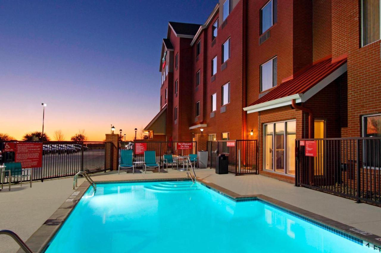 Hotel Towneplace By Marriott Dallas McKinney