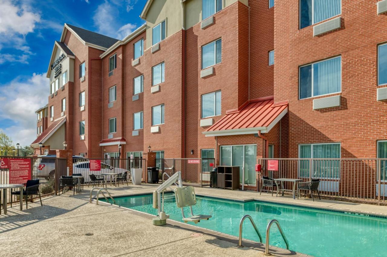 Towneplace By Marriott Dallas Hotel