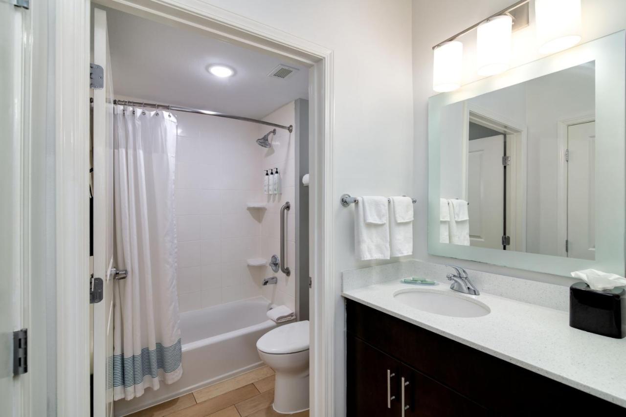 Hotel Towneplace By Marriott Dallas