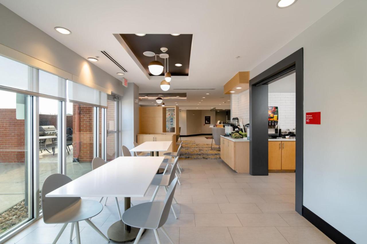 Hotel Towneplace By Marriott Dallas 3*