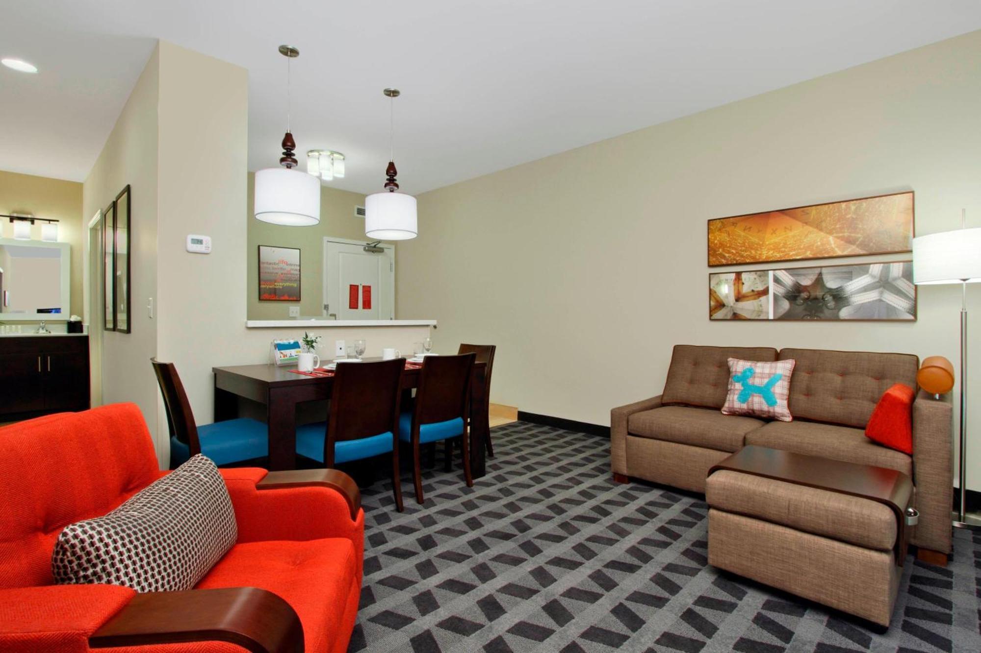 Towneplace By Marriott Dallas Hotel